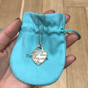 Tiffany & Co. i love you necklace silver